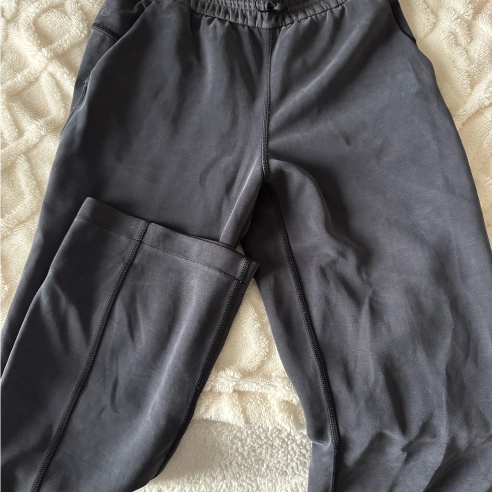Lululemon Bottoms